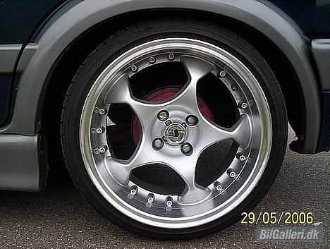 VW Golf II 1,6 *Byttet Væk* - Mine Schmidt Space fælge. 9x16 i bag og 8x16 i for.  billede 5