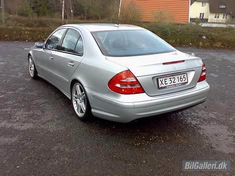 Mercedes Benz E W211 billede 2