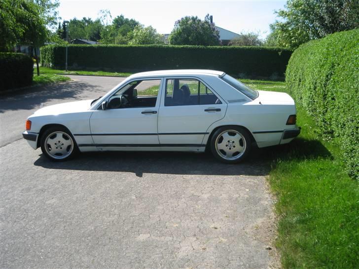 Mercedes Benz 190 e SOLGT!! billede 5