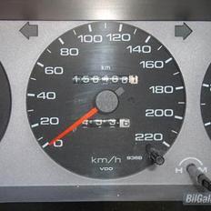 Nissan Primera 1,6 LX PLUS