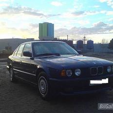 BMW e34 525i(SOLGT OG SAVNET)