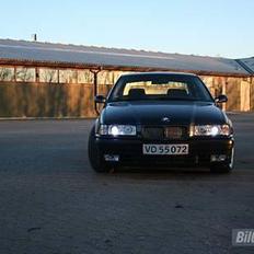 BMW 325i [SOLGT]
