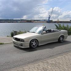 BMW 325i 24v Cabriolet