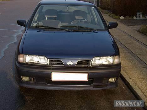 Nissan Primera 1,6 LX PLUS billede 1
