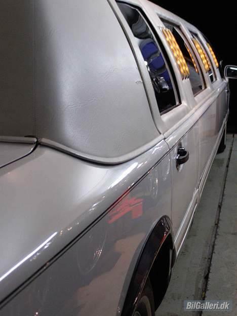 Lincoln tovn car limousine billede 5