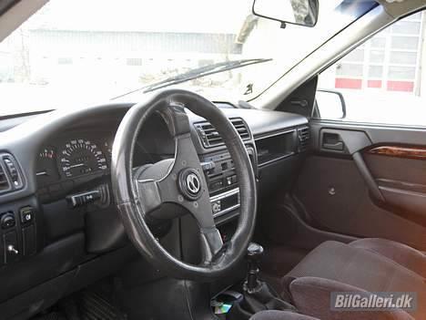 Opel Vectra A Solgt! billede 8