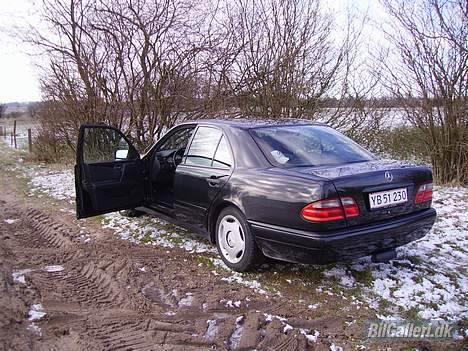 Mercedes Benz 220 cdi E billede 3