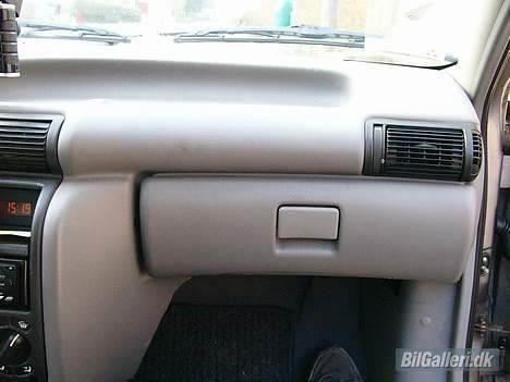 Opel astra  =solgt= - foran i højer side  billede 11