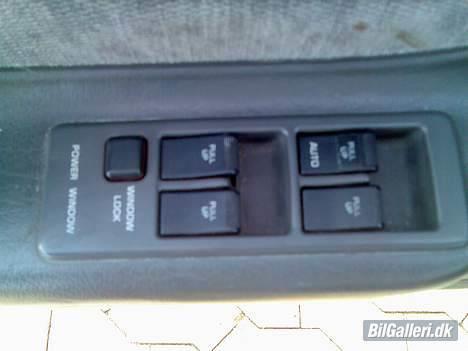 Mazda 626 GLX ---------SKROTTET billede 6