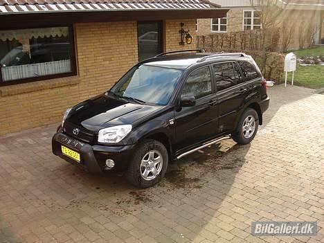 Toyota RAV4 - Fugle perspektiv billede 2