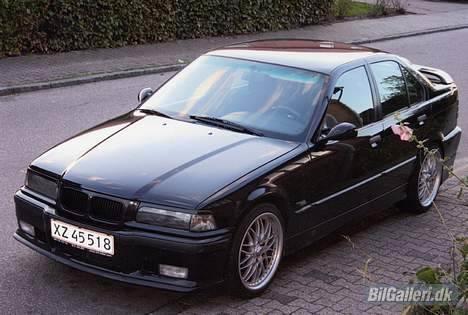 BMW e36 318i   SOLGT billede 1