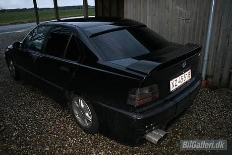 BMW e36 318i   SOLGT - vinterbilled igen  billede 3