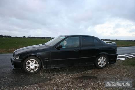 BMW e36 318i   SOLGT - og vinter igen  billede 6