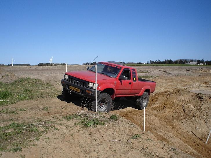 Toyota Hilux LN110 4x4 - Solgt - 4x4 i Vennebjerg med Nissan 4WD billede 17