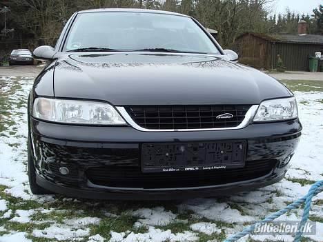 Opel Vectra B 2.5 V6 solgt billede 3