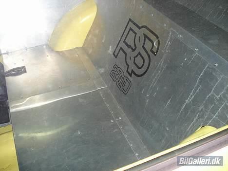 Peugeot 106 GTI // Solgt - Bilen er hele vejen igennem strippet for alt overflødigt vægt og beklædt med 3mm alu plader billede 20