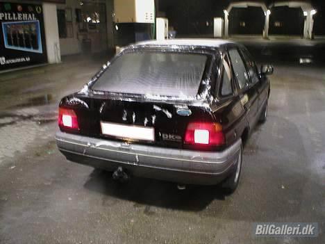 Ford Escort ( SolgT ) - Lig mærke til at der står PILLEHAL øverst i venstre hjørne..:D haha helt tilfældigt.. billede 2