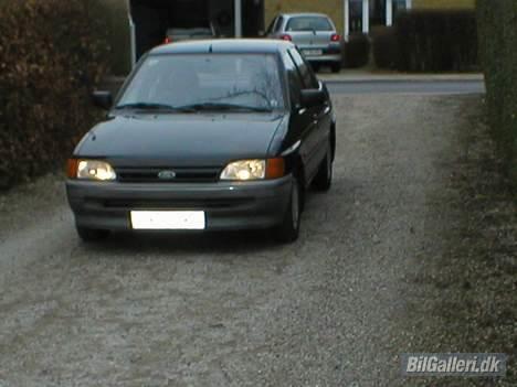 Ford Escort ( SolgT ) billede 3