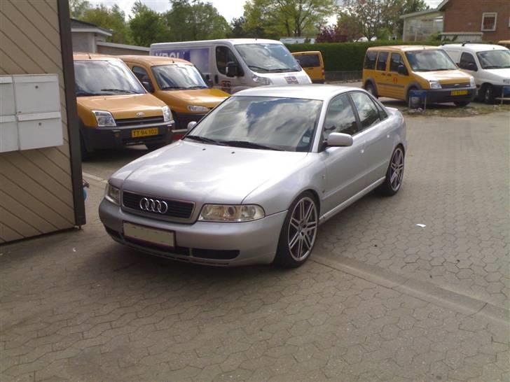 Audi A4 1,8 Turbo billede 13