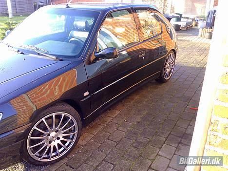 Peugeot 306 gti TOLTAL SKADET - toltal skadet billede 1
