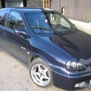 Opel corsa 1,4 16v sport solgt