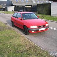 Opel Astra 1,6 GL
