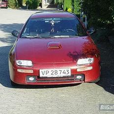 Mazda 323 F BA SOLGT