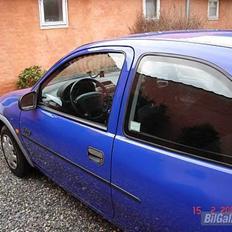 Opel corsa b swing *SOLGT*