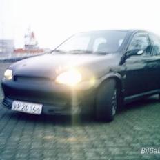 Opel Corsa 1,4i sport 16V