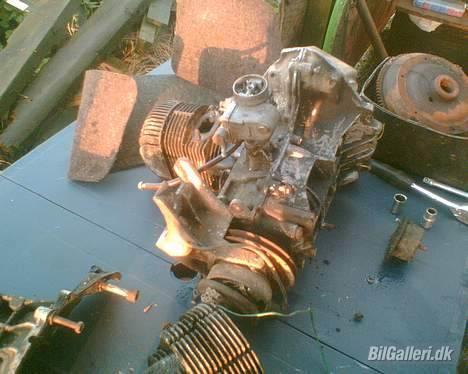 Trabant 600 - Forsøger at finde alle delene billede 8