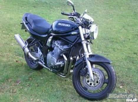 Mazda 323F BA. *SOLGT* billede 3