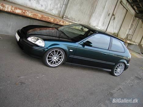 Honda civic 1,6 vti (SOLGT) billede 1