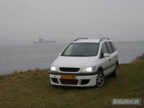 Opel Zafira  - Så er der sku krig ;-) billede 13
