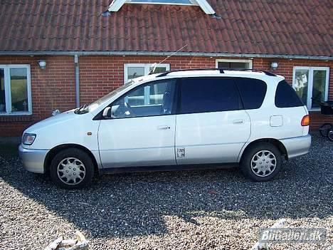 Toyota sportsvan solgt billede 4