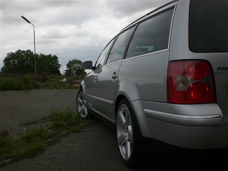 VW Passat TDI Variant - Highline-lister billede 3