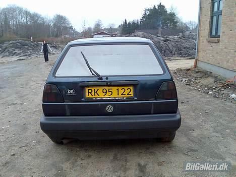 VW Golf 2 TD SOLGT - Bag visker er der ikke mere. billede 2