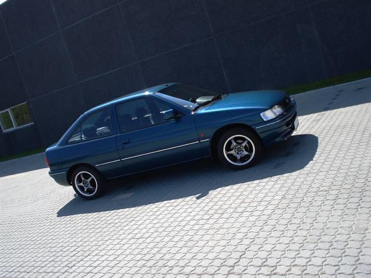 Ford Escort CLX MK5 - SOLGT billede 2