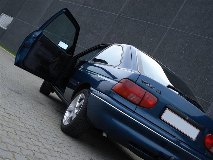 Ford Escort CLX MK5 - SOLGT billede 6