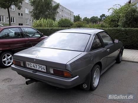 Opel Manta B - God røv billede 3