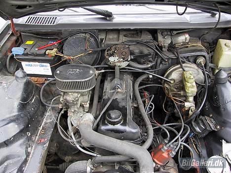 Opel Manta B - Det er så motoren, den er desværre mere eller mindre død... plejlejere... billede 6