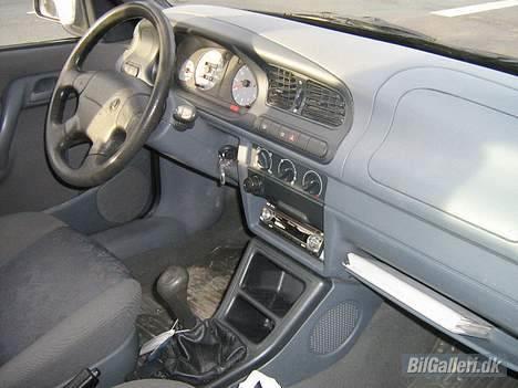 Skoda Felicia SOLGT - Instrumentbrættet billede 5