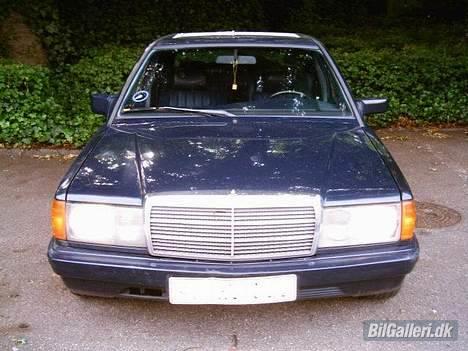 Mercedes Benz 190E billede 1