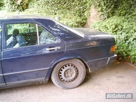 Mercedes Benz 190E billede 4