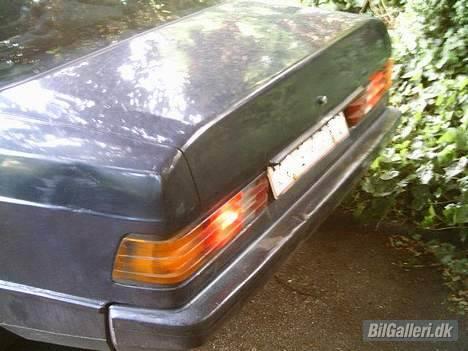 Mercedes Benz 190E billede 5