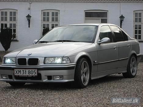 BMW 320i Vanos billede 17