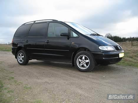 VW Sharan Solgt - Nu med vinter dæk... billede 2