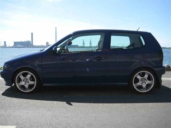 VW Polo 6N *Solgt 13/3-10* - Synes sgu den er fræk i profil :) billede 10