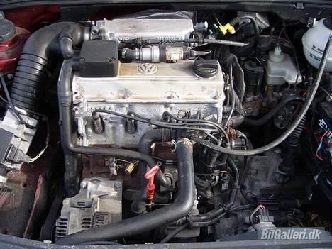VW vento.  solgt.. billede 6