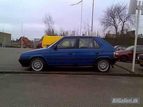 Skoda Favorit (SOLGT) billede 4