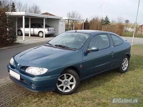 Renault Megane Coupé 2L16V  solgt billede 2